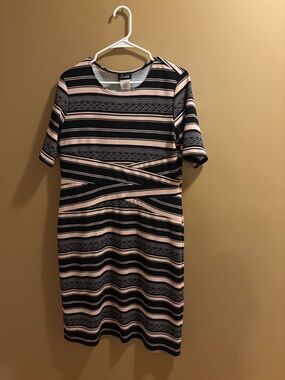⭐️⭐️Jemma Striped Midi Dress